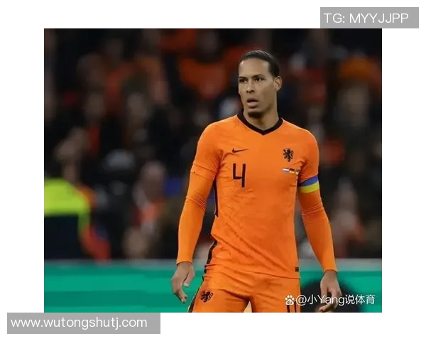 荷兰足球界的矮个子明星是谁他在球场上的表现如何